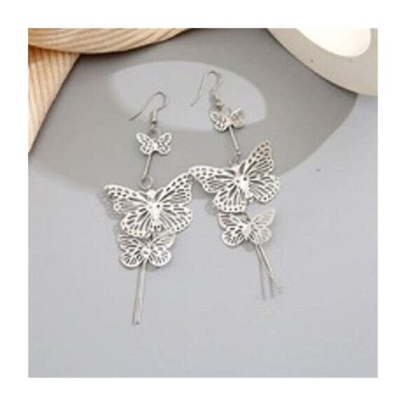 Silver Tone Triple Butterflies Dangle Earrings Set New - Picture 1 of 2